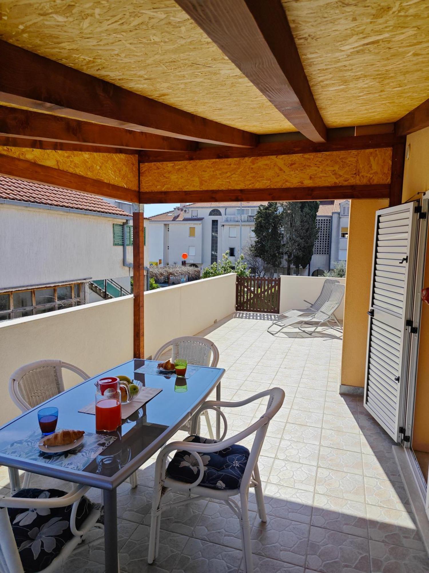 Apartment Paula Kaštela Exterior foto